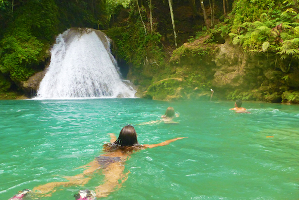 Blue Hole, Secret Falls & Dolphin Swim Adventure | Book Jamaica Excursions | bookjamaicaexcursions.com | Karandas Tours
