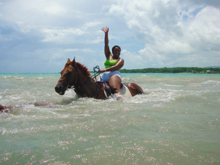 Heritage Beach Horseback Ride, Blue Hole & Secret Falls | Book Jamaica Excursions | bookjamaicaexcursions.com | Karandas Tours