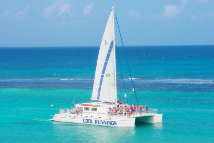 Dunn's River Falls by Catamaran Party Cruise | Book Jamaica Excursions | bookjamaicaexcursions.com | Karandas Tours