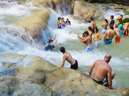 Dunn's River Falls | Book Jamaica Excursions | bookjamaicaexcursions.com | Karandas Tours