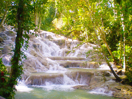 Dunn’s River Falls | Book Jamaica Excursions | bookjamaicaexcursions.com | Karandas Tours