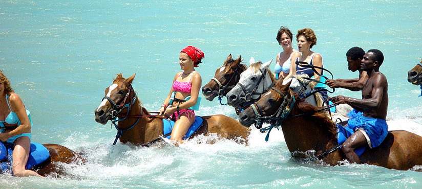 Beach Horseback Ride | Book Jamaica Excursions | bookjamaicaexcursions.com | Karandas Tours